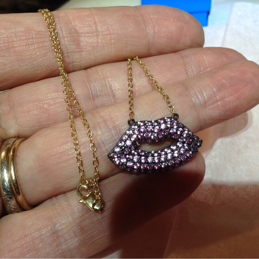 NWOT Vintage Rarities 14K & 925 Pink Sapphire Lips Necklace